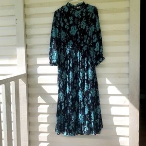 Beautiful midi Zara dress